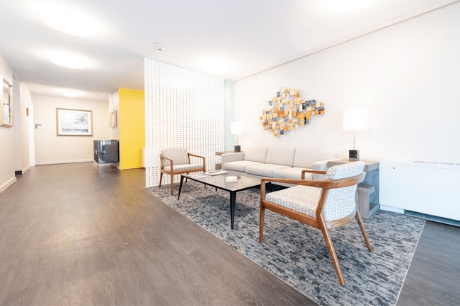 Photo - Circle Arms Apartments