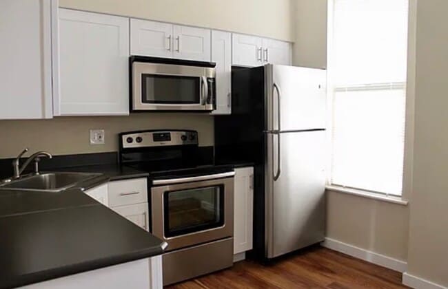 Building Photo - 516 Division St Unit Apt 2