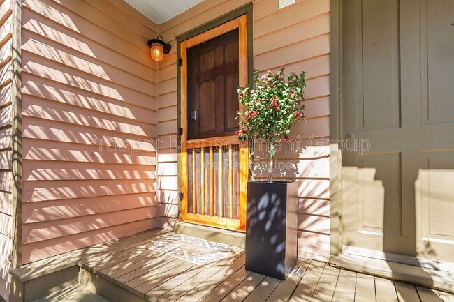 Photo - 1 Kracke St