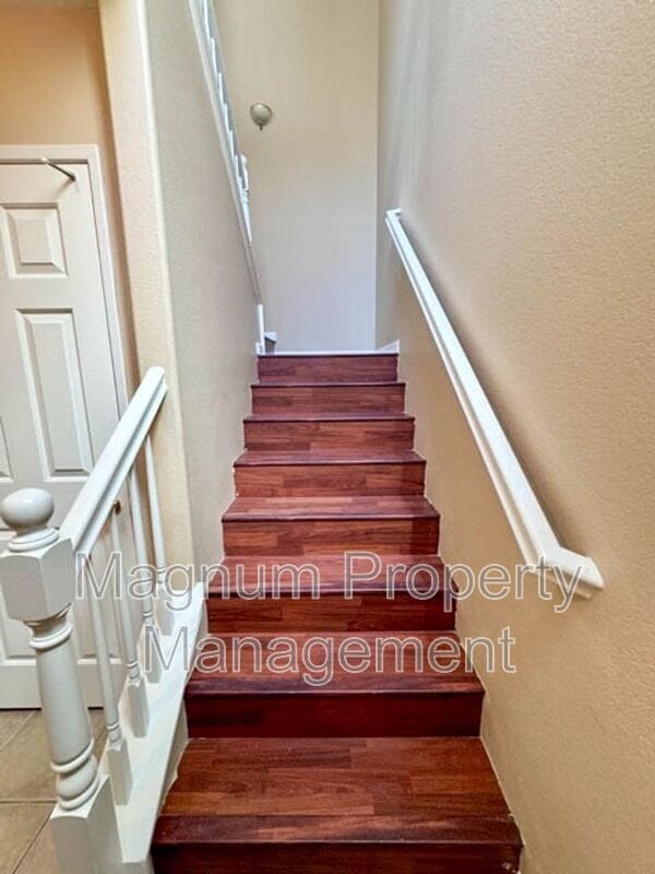 Photo - 25826 Iris Ave