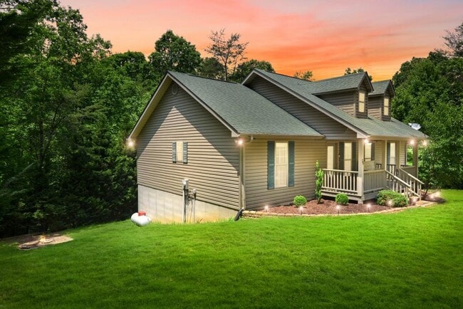 Photo - 78 Bluebird Ln