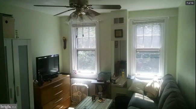 Photo - 1101 N Clayton St