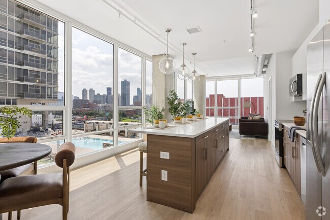 2BR, 2BA - Kitchen