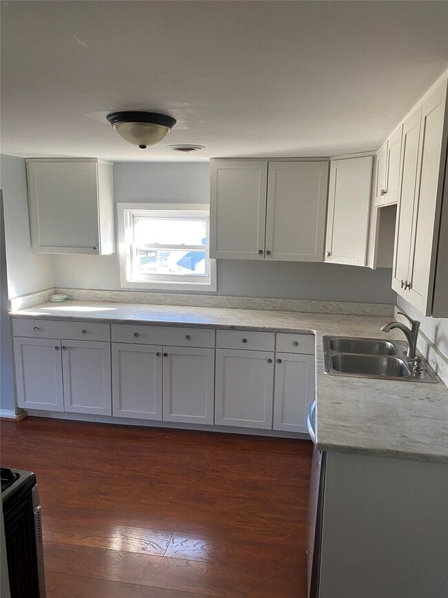 Building Photo - 51 Cherry Ave Unit A Rental