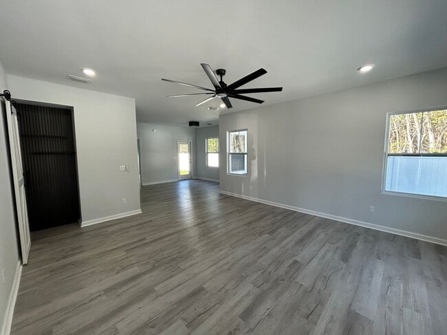 Photo - 2022 Trimble Rd Unit B