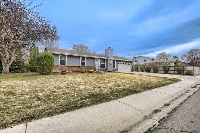 Photo - 2824 Worthington Ave