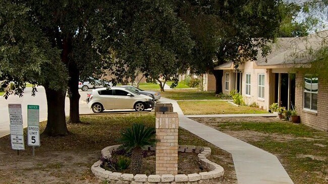 Photo - 600 N Fairgrounds Rd