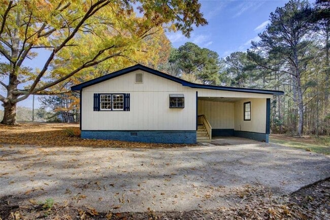 Photo - 201 Oglesby Bridge Rd SE