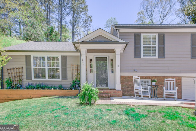 Photo - 209 Cedar Dr