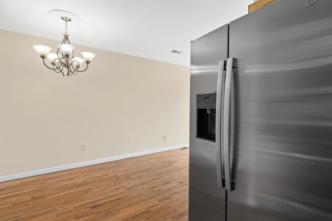 Photo - 46 ARMSTRONG Ave Unit 2