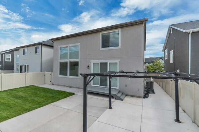 Photo - 1316 W Quailhill Rd