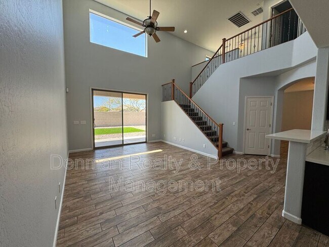 10397 W Foothill Dr