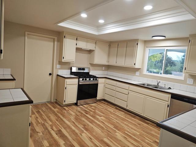 Photo - 1505 Surrey Ct