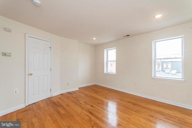 Photo - 2606 W Girard Ave Unit 3