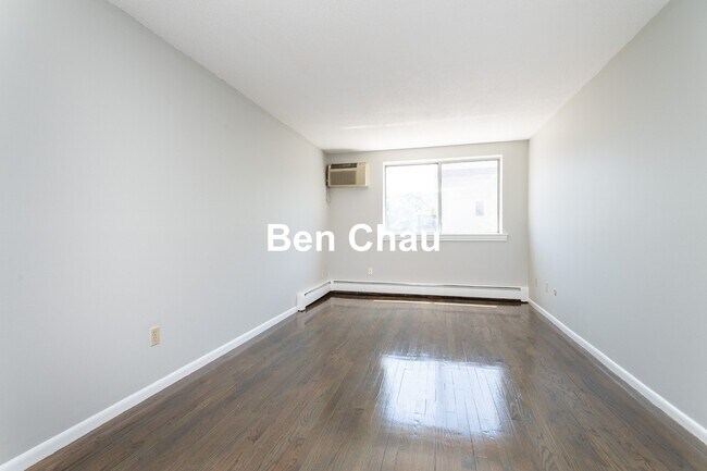 Photo - 14 Murdock St Unit 28