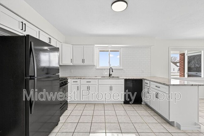 Photo - 5165 Westwood Dr