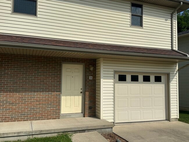 Building Photo - 3 Knobby Dr Unit 3 Knobby Drive Rental