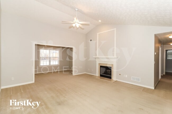 Photo - 1099 Harbins Pass Dr