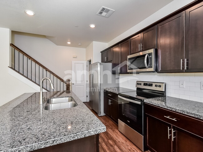 Photo - 329 Timber Kate Pl