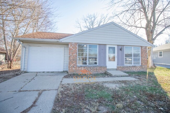 Building Photo - 3 BR HOME ON SOUTHSIDE