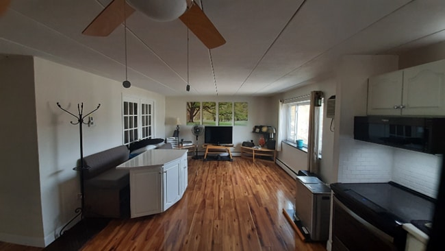 Photo - 25 Homer Ave