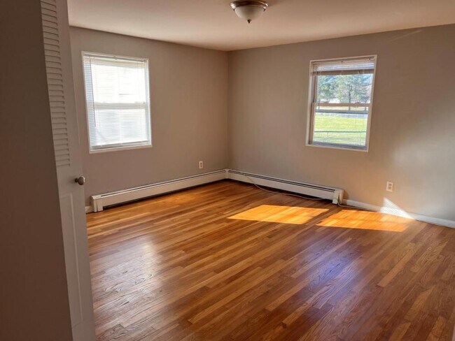 Photo - 49 Miller St