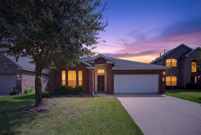 Building Photo - 24715 Hikers Bend Dr