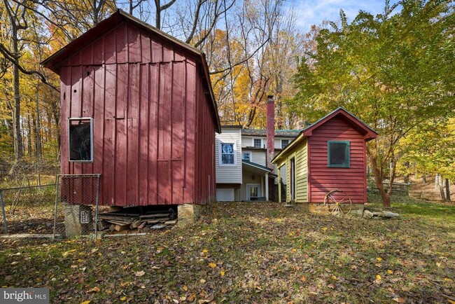 Photo - 41788 Stumptown Rd