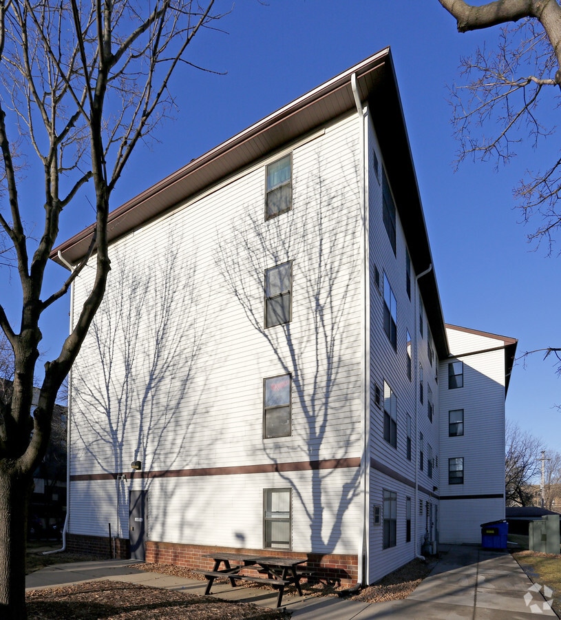 Photo - S.E. Hall - Whitney Young Plaza