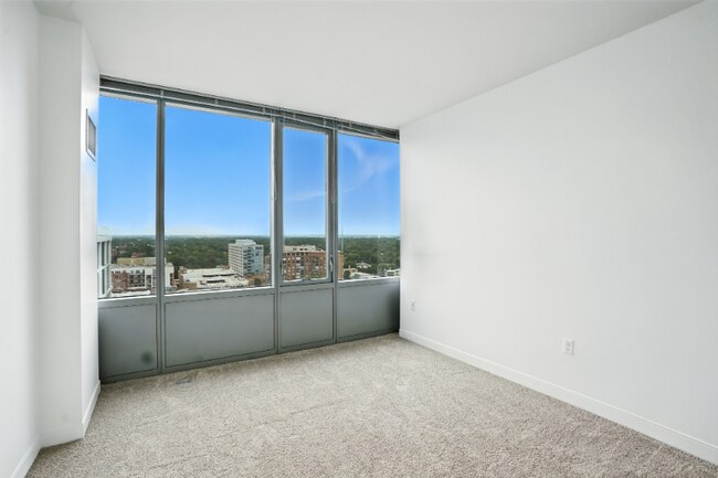 155 Forest Ave