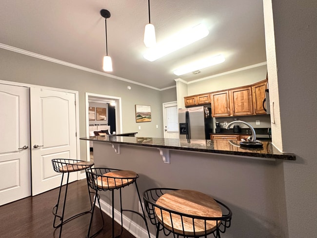 Photo - 25806 Pollard Rd