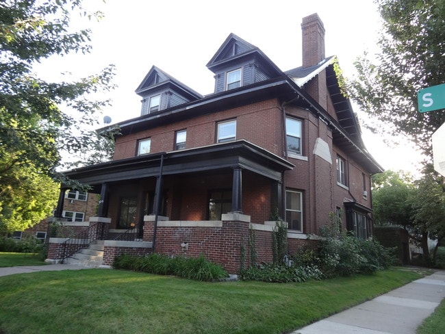 Photo - 1900 Colfax Ave S Unit 5