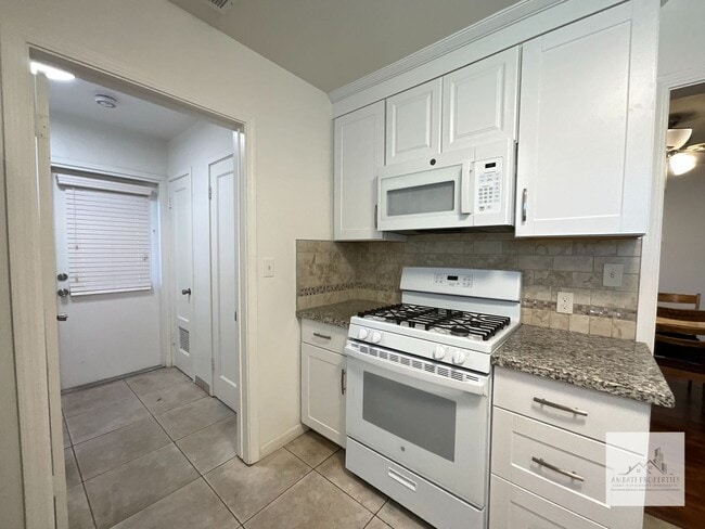 Photo - 3074 E Terrace Ave Unit Terrace Front House