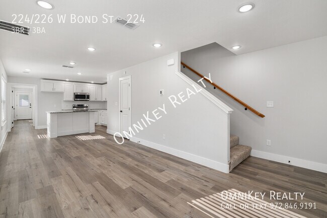 Photo - 224/226 W Bond St-224 Unit 224