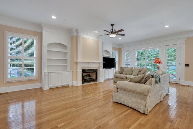 Photo - 58 Chaucer St