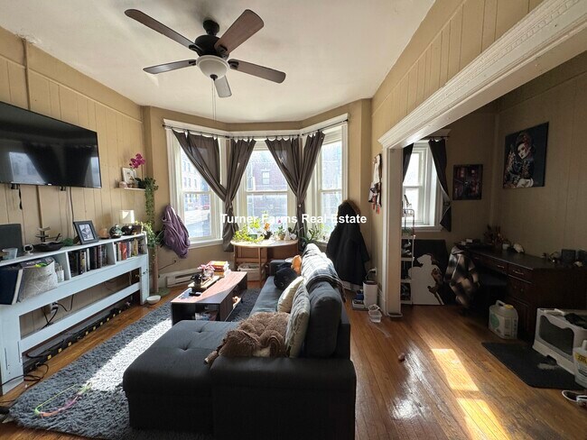 Building Photo - 900 Huntington Ave Rental