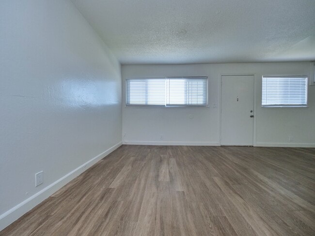 Orange Grove Apartments