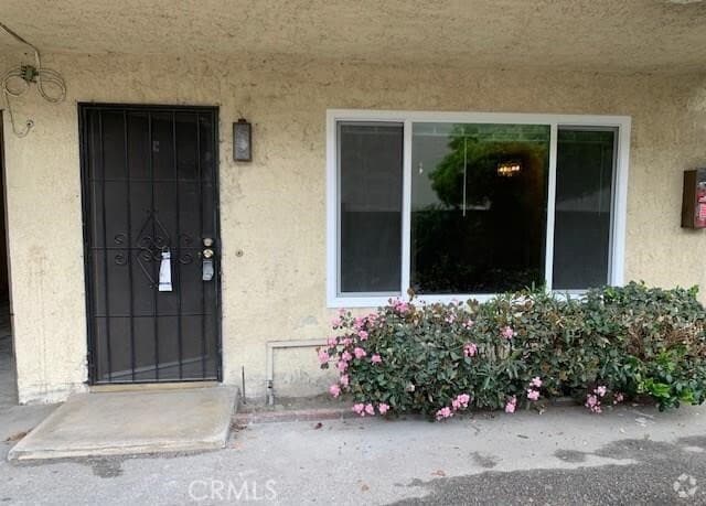 Building Photo - 1131 S Alta Vista Ave Unit C Rental