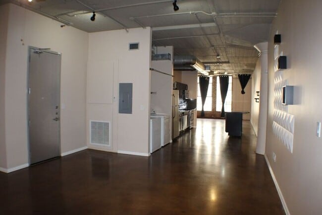 1122 Jackson St Unit SoCo Urban Lofts