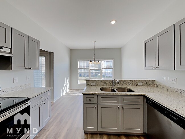 Photo - 4224 Beacon Crest Way