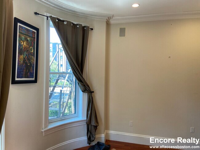 Photo - 34 Greenwich Pk Unidad 2