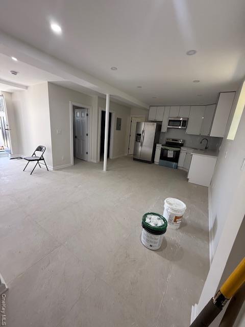 Photo - 169-19 69th Ave