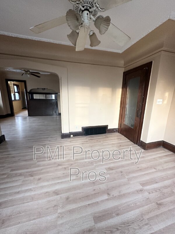 Photo - 3839 N 24th Pl