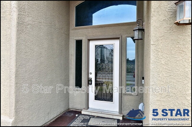 Photo - 5005 Moon Ranch Ln