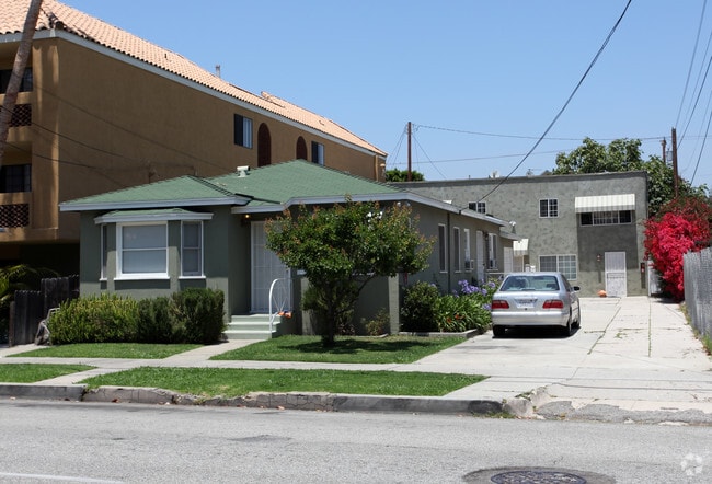 Building Photo - 1249 E. 3rd St. Rental
