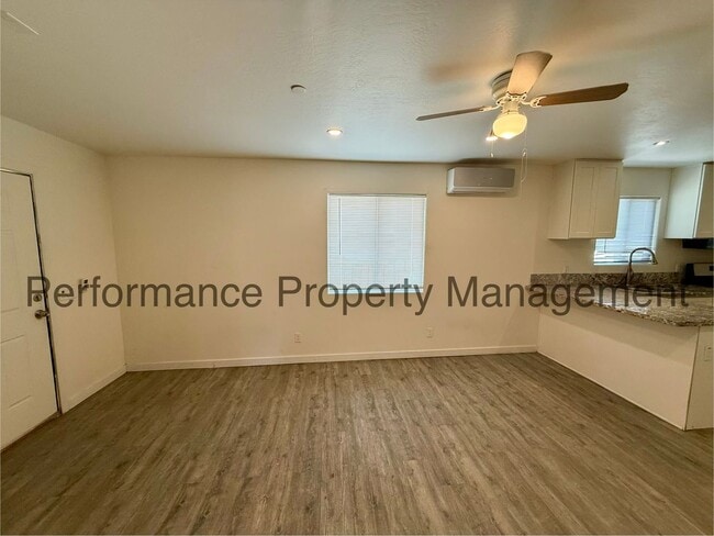 Building Photo - 703 Decatur St Unit B