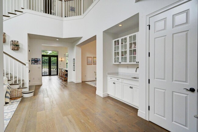 Photo - 9041 Moriset Ct