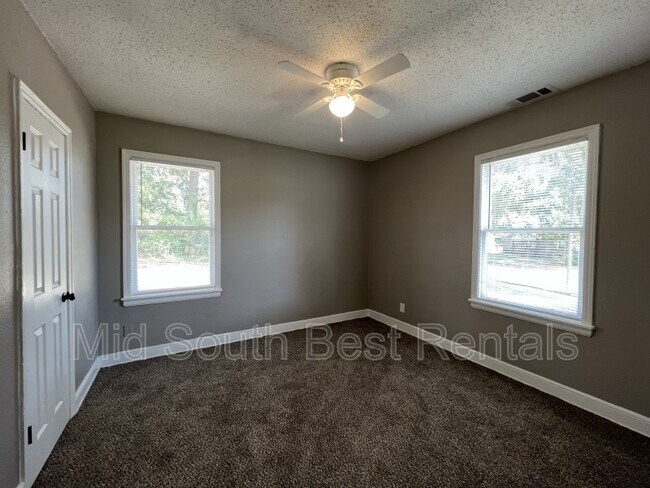 Photo - 997 Hudson St