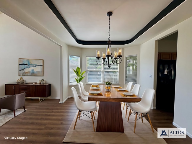 Photo - 4 Bed / 4 Bath Dream Home in the Hills at ...