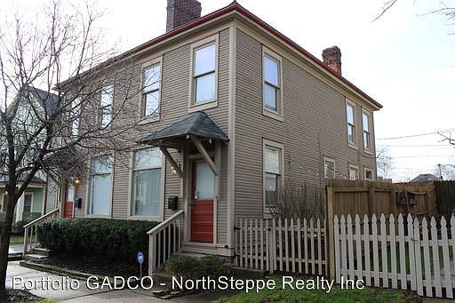 Photo - 141 E 4th Ave